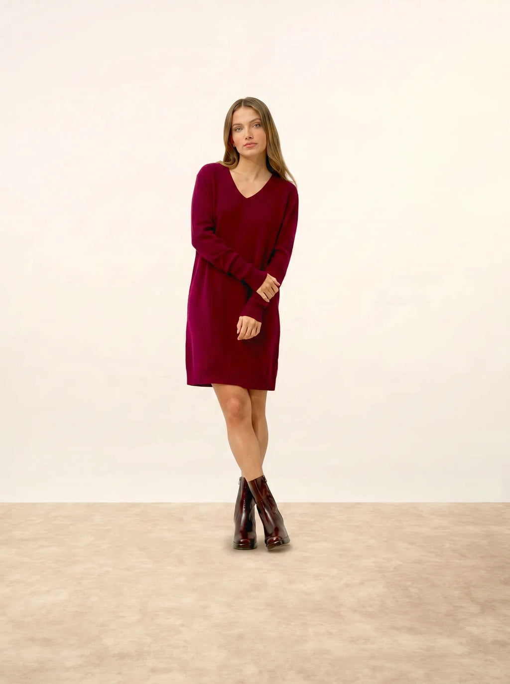 MILEYA Kleid V-Ausschnitt Bordeaux