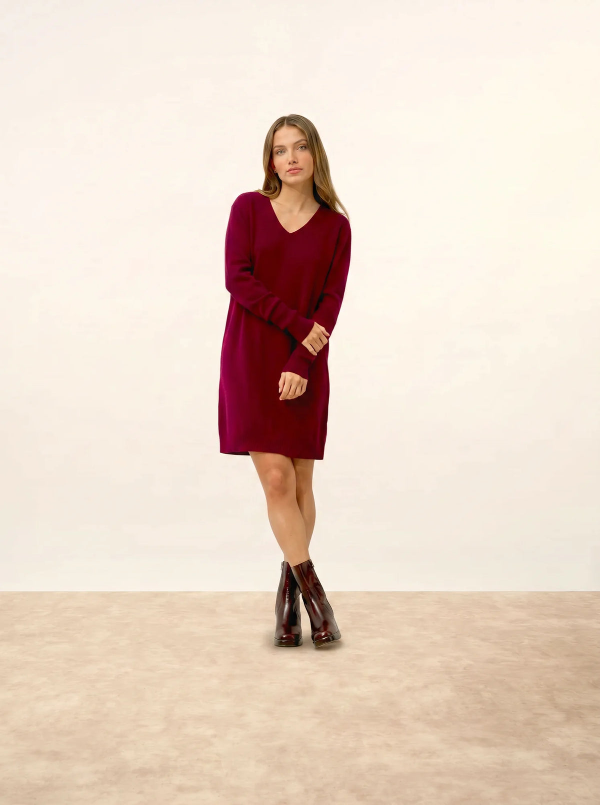 MILEYA Kleid V-Ausschnitt Bordeaux
