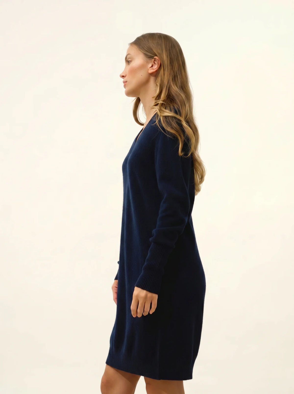 MILEYA Dress V-Neck Navy