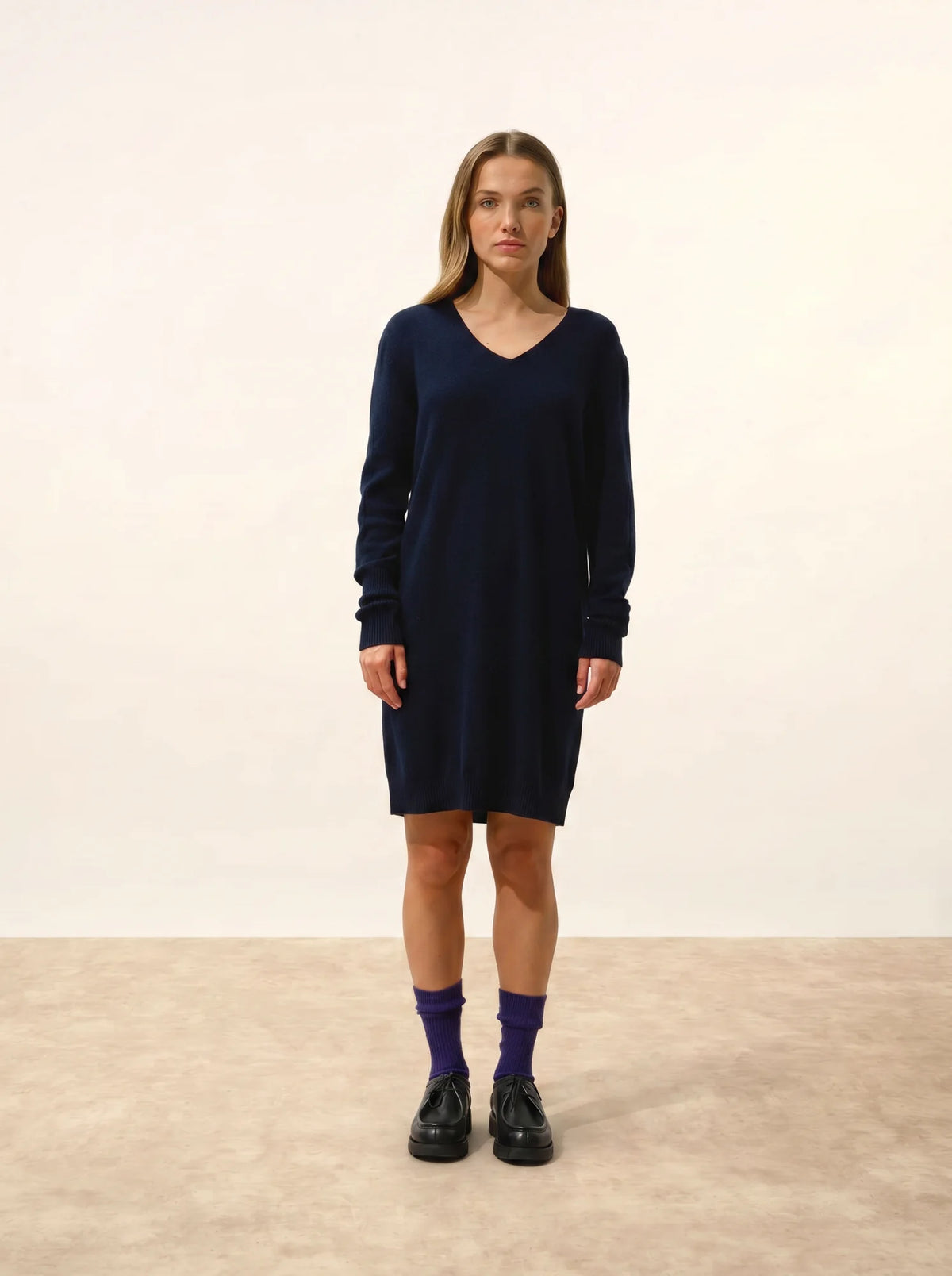 MILEYA Dress V-Neck Navy