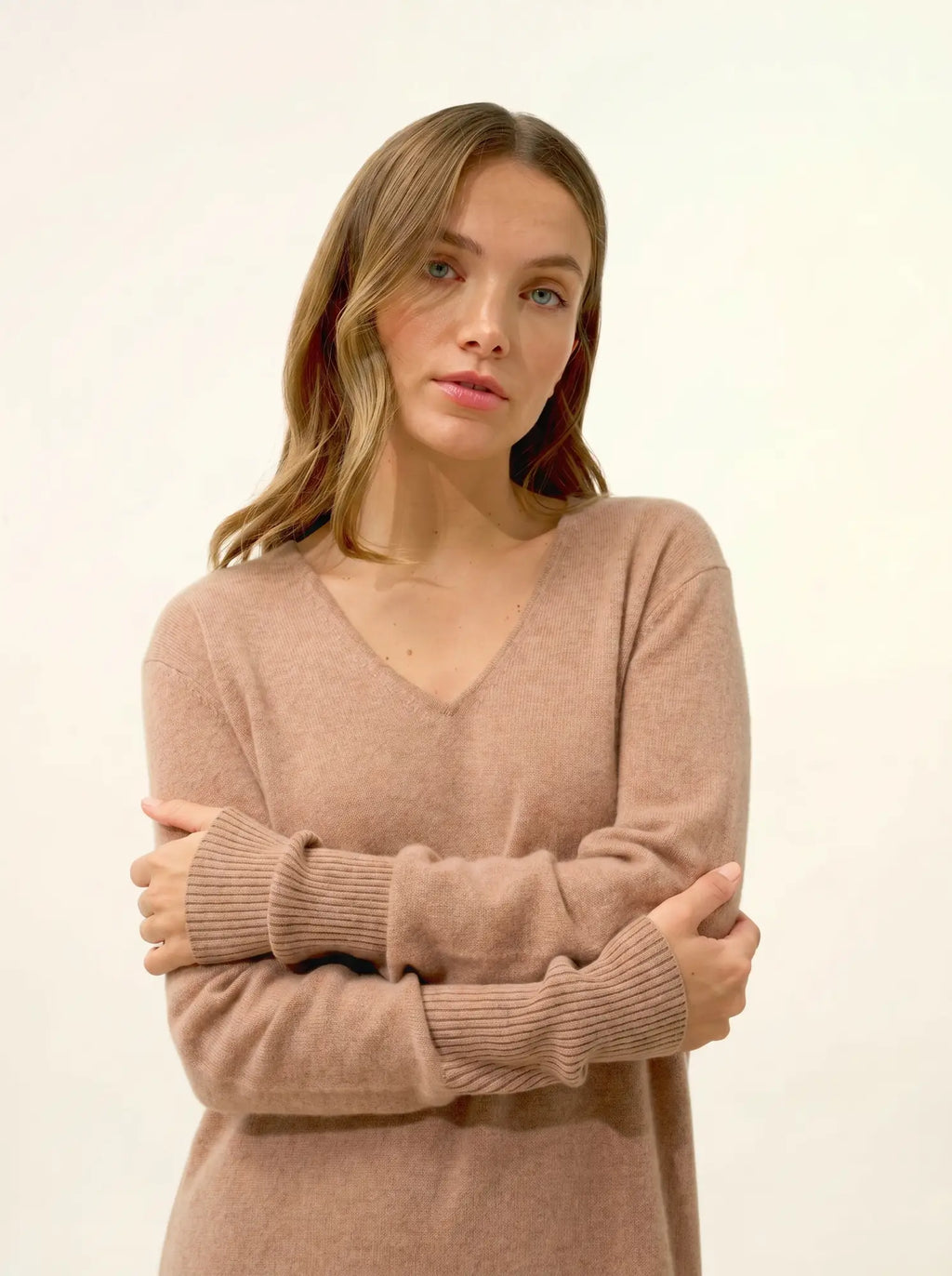 MILEYA Dress V-Neck Heather Camel
