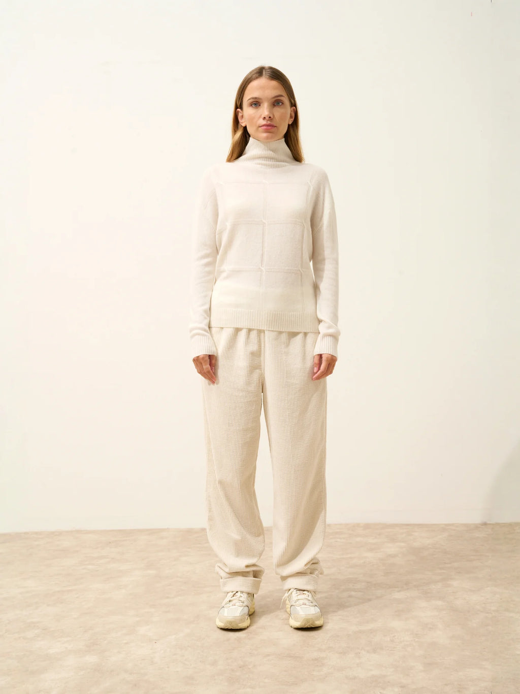 LORALIA Pullover Rollkragen Elfenbein