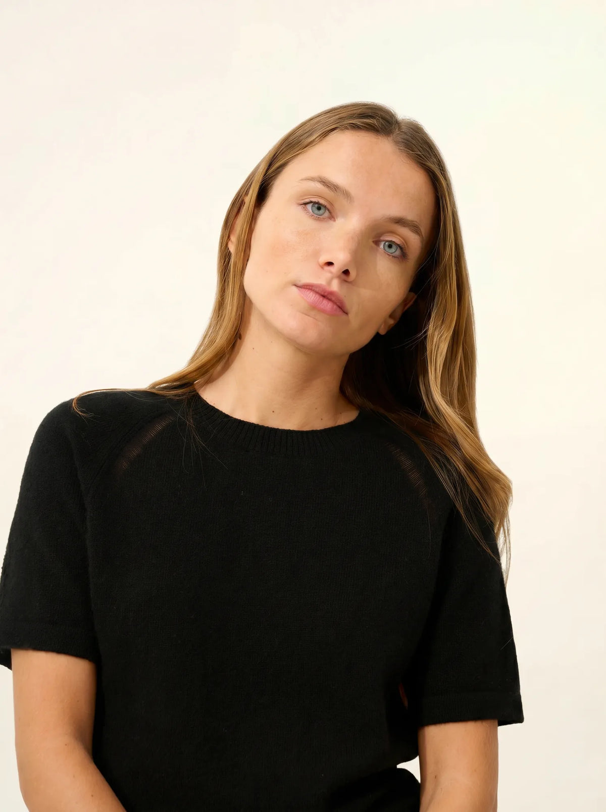 LAÏSA T-Shirt Col Rond Noir