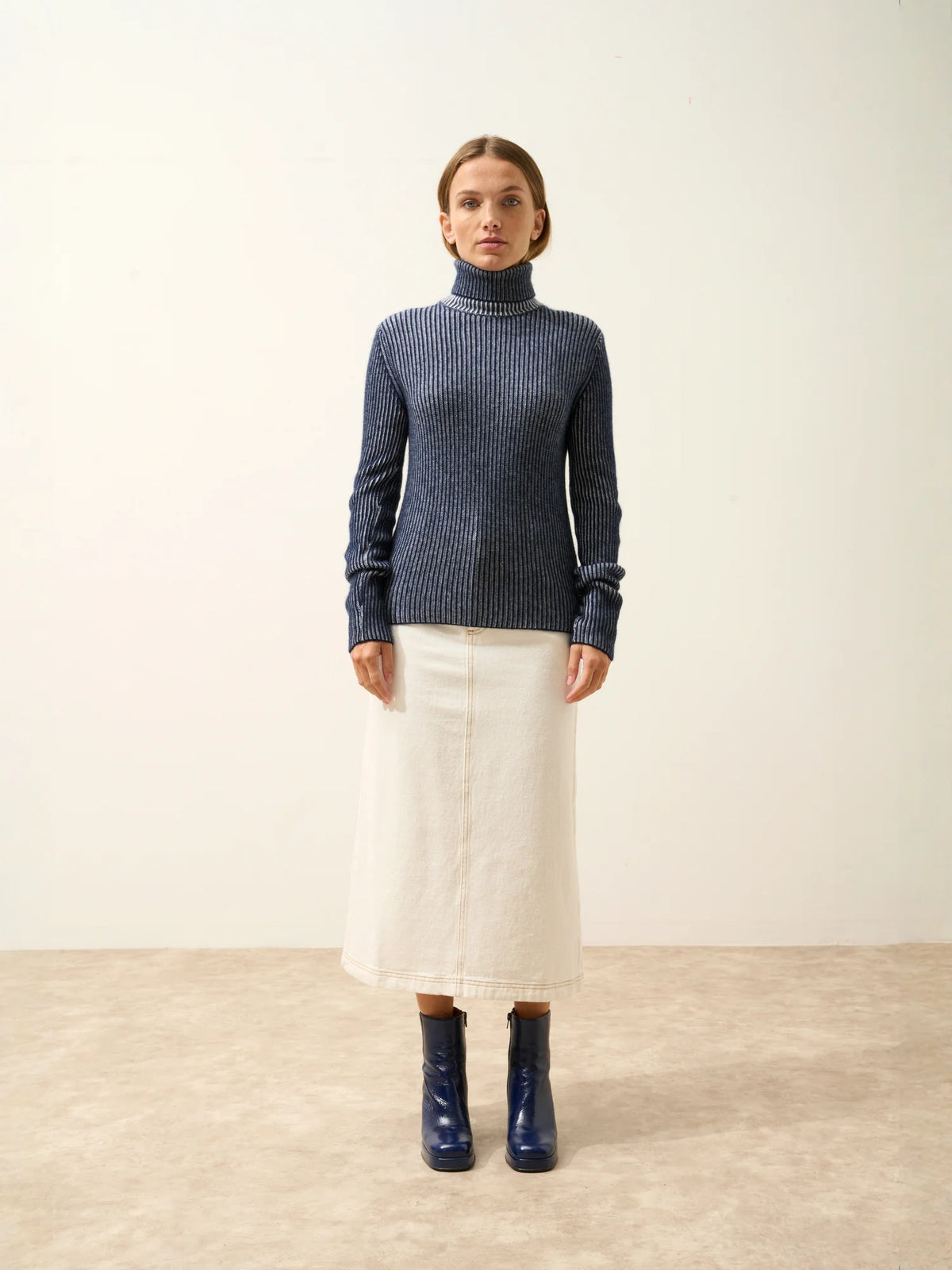 SOMNIA Pullover Rollkragen 4-fädig Schneeweiß und Marineblau