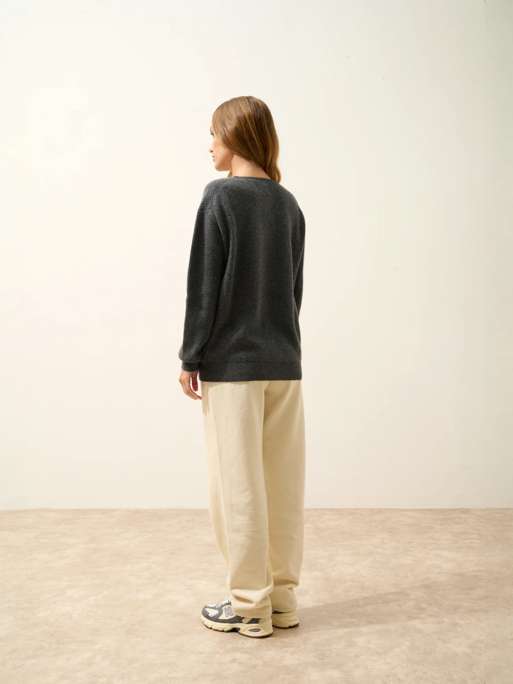 ALENIA Pullover V-Ausschnitt Anthrazit meliert