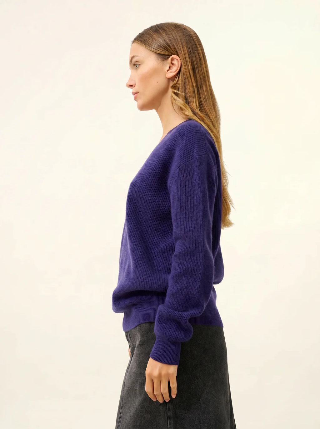 ALENIA Pullover V-Ausschnitt Tiefviolett