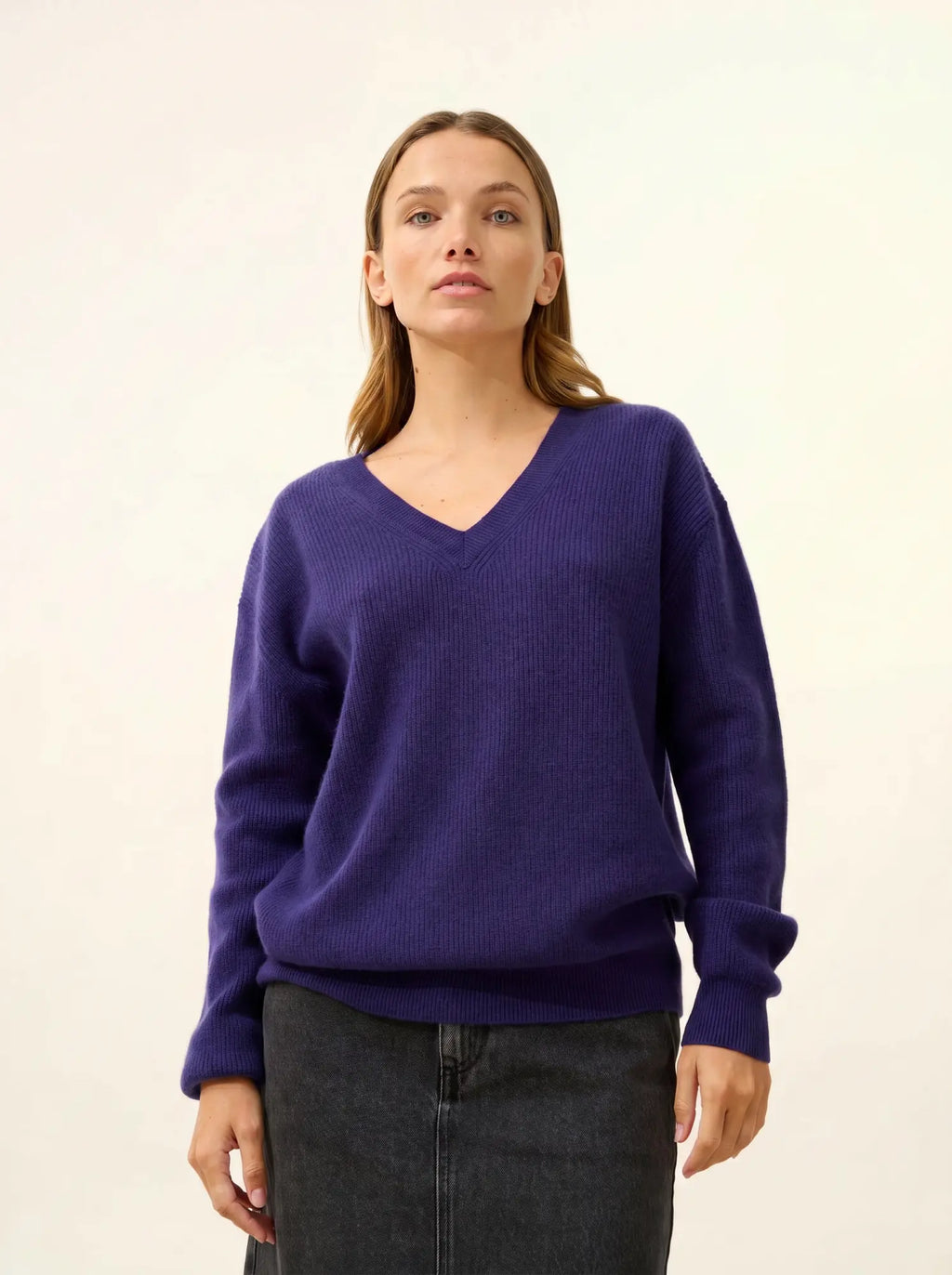 ALENIA Pullover V-Ausschnitt Tiefviolett