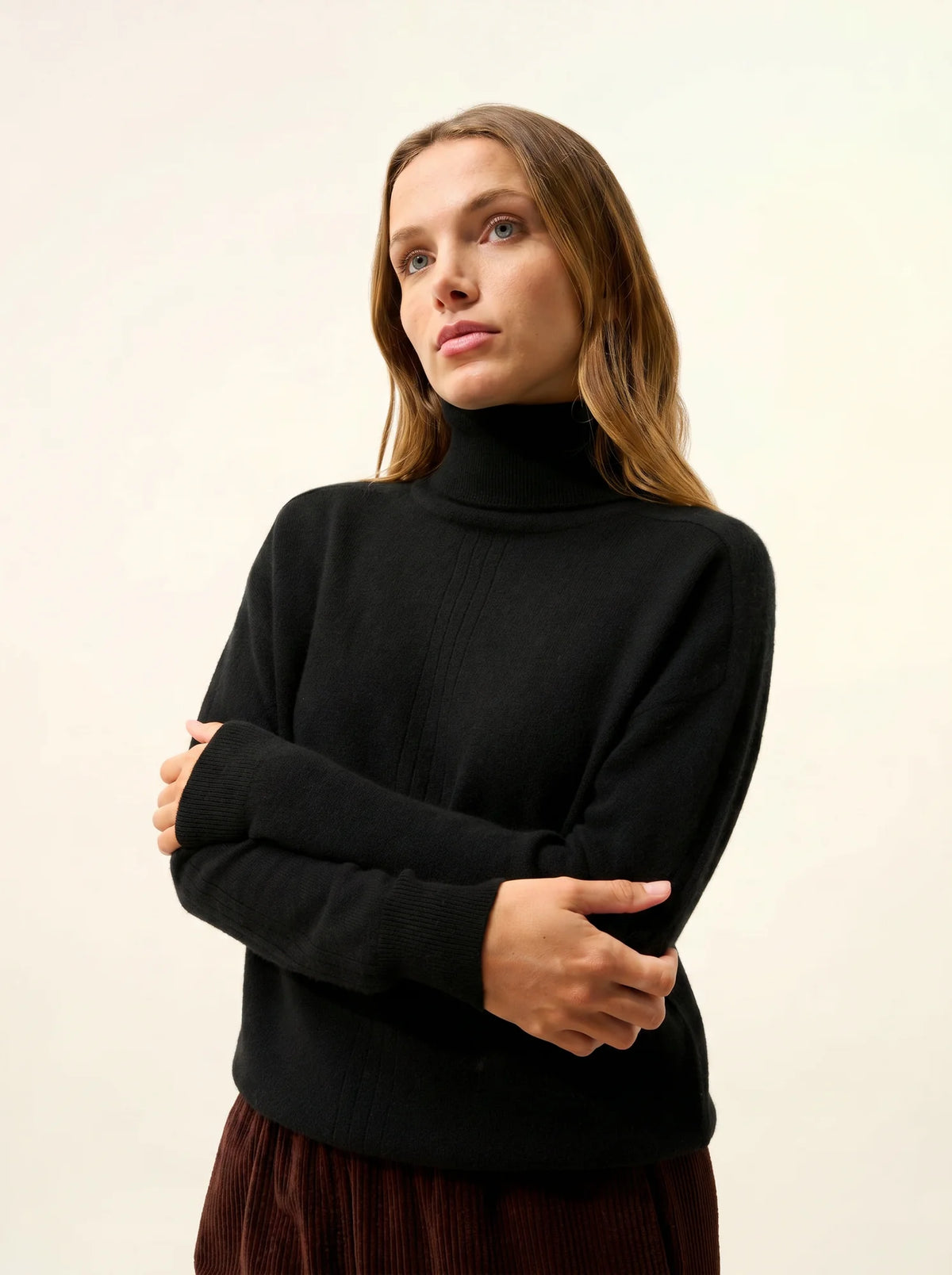 ORIANNE Pull Col Roulé Noir