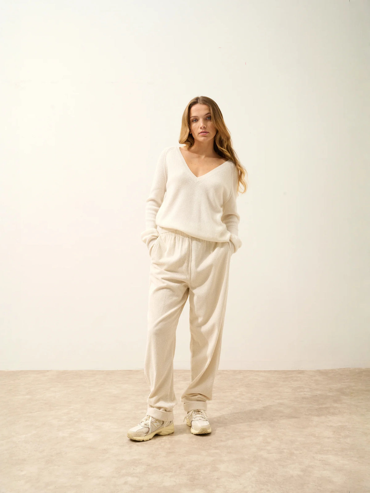 ARISTA Pullover V-Ausschnitt Elfenbein