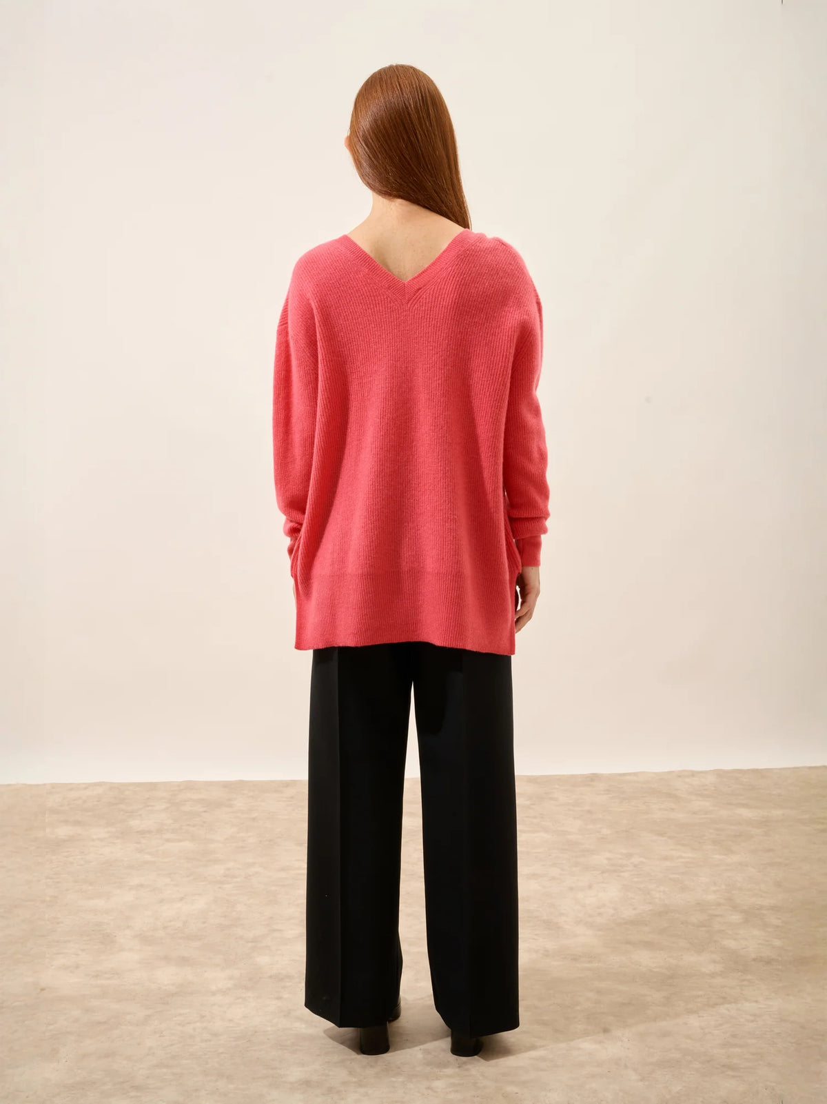 SERÉLIS Sweater V-Neck Front and Back Strawberry