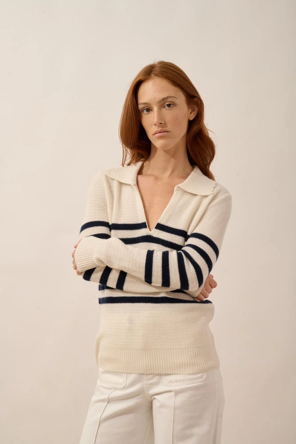 ÉLYANE Pull Col Polo Ouvert Bleu Marine et Ivoire