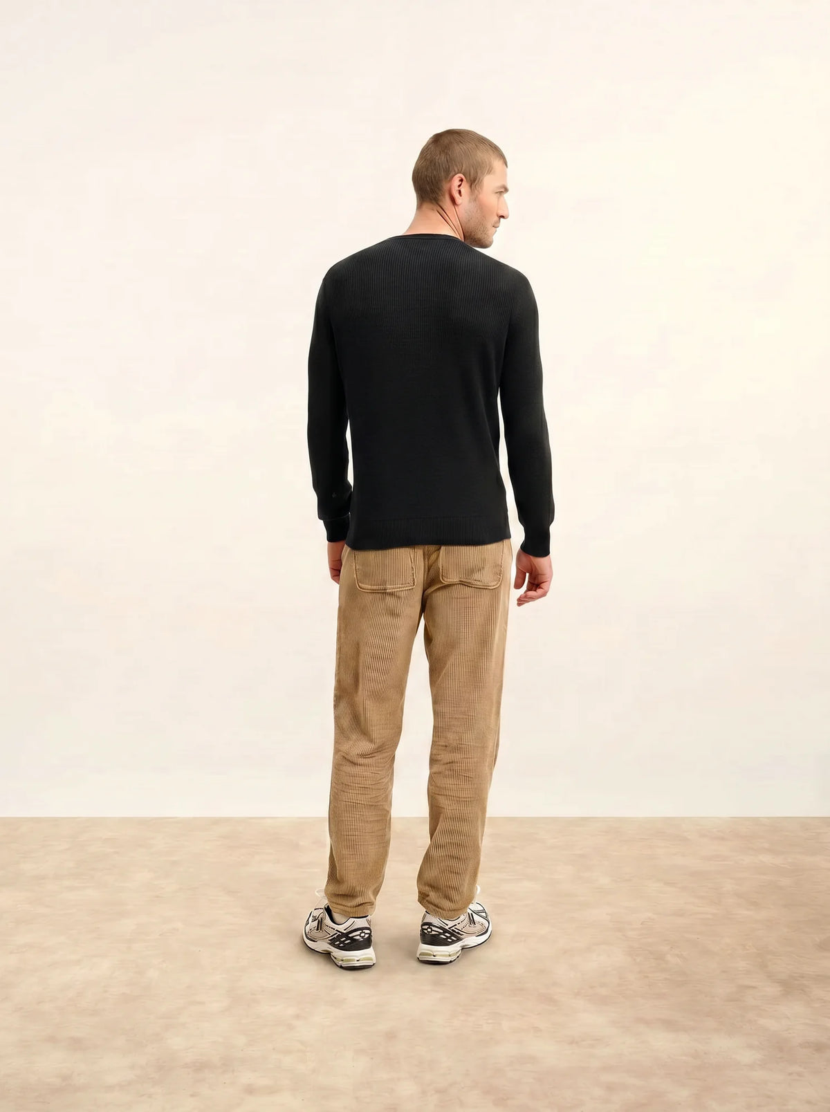 BRENNAN Pullover Rundhalsausschnitt Schwarz