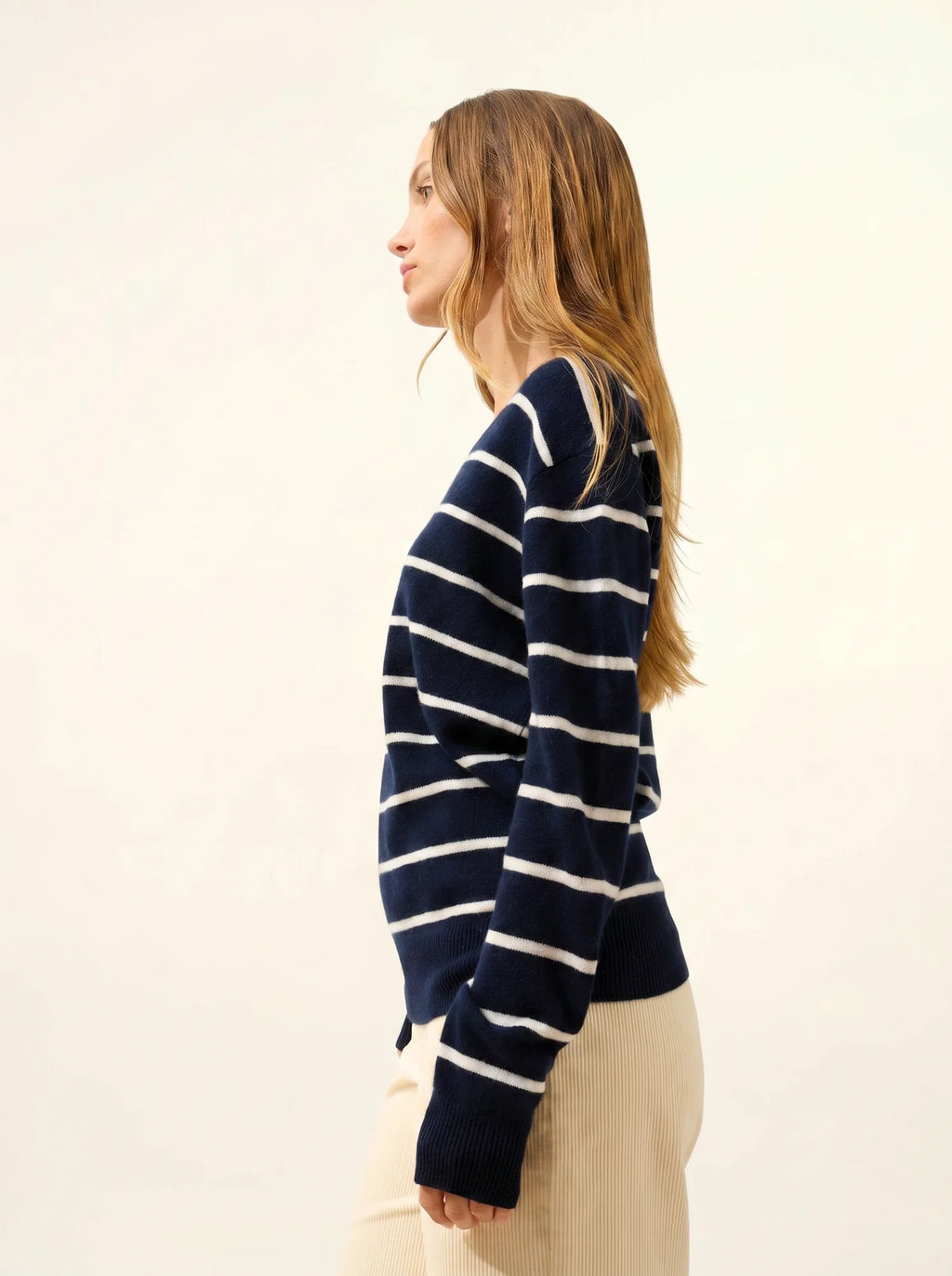 CÉLIMÉE Sweater V-Neck Navy and Ivory