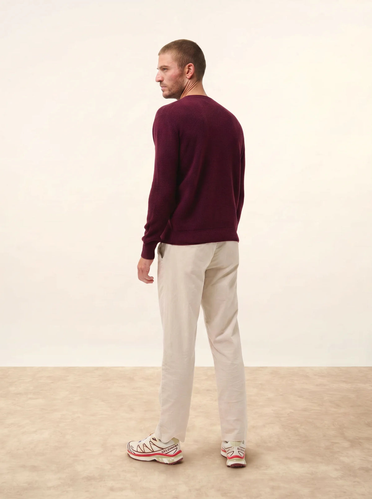 MEVRON Pullover V-Ausschnitt Brombeerfarben