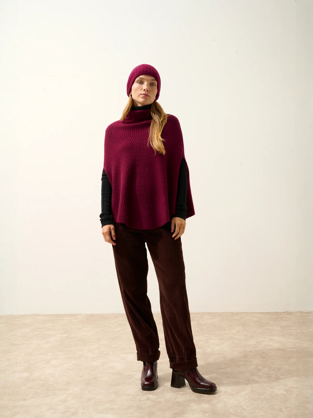 JIN Mütze 6-fädig Bordeaux
