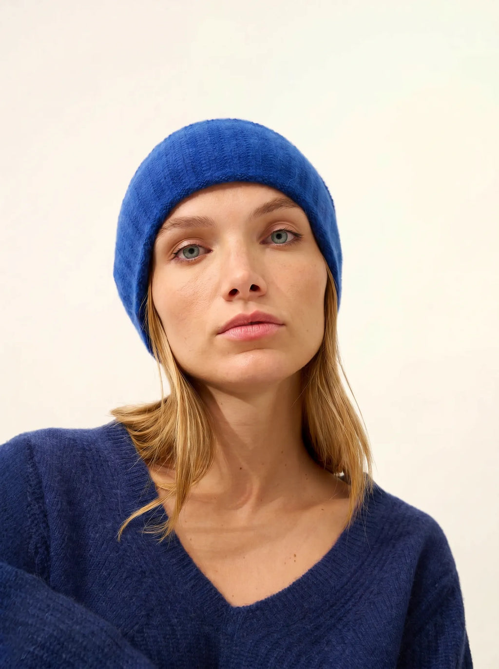 JIN Beanie 6 Ply Ultramarine