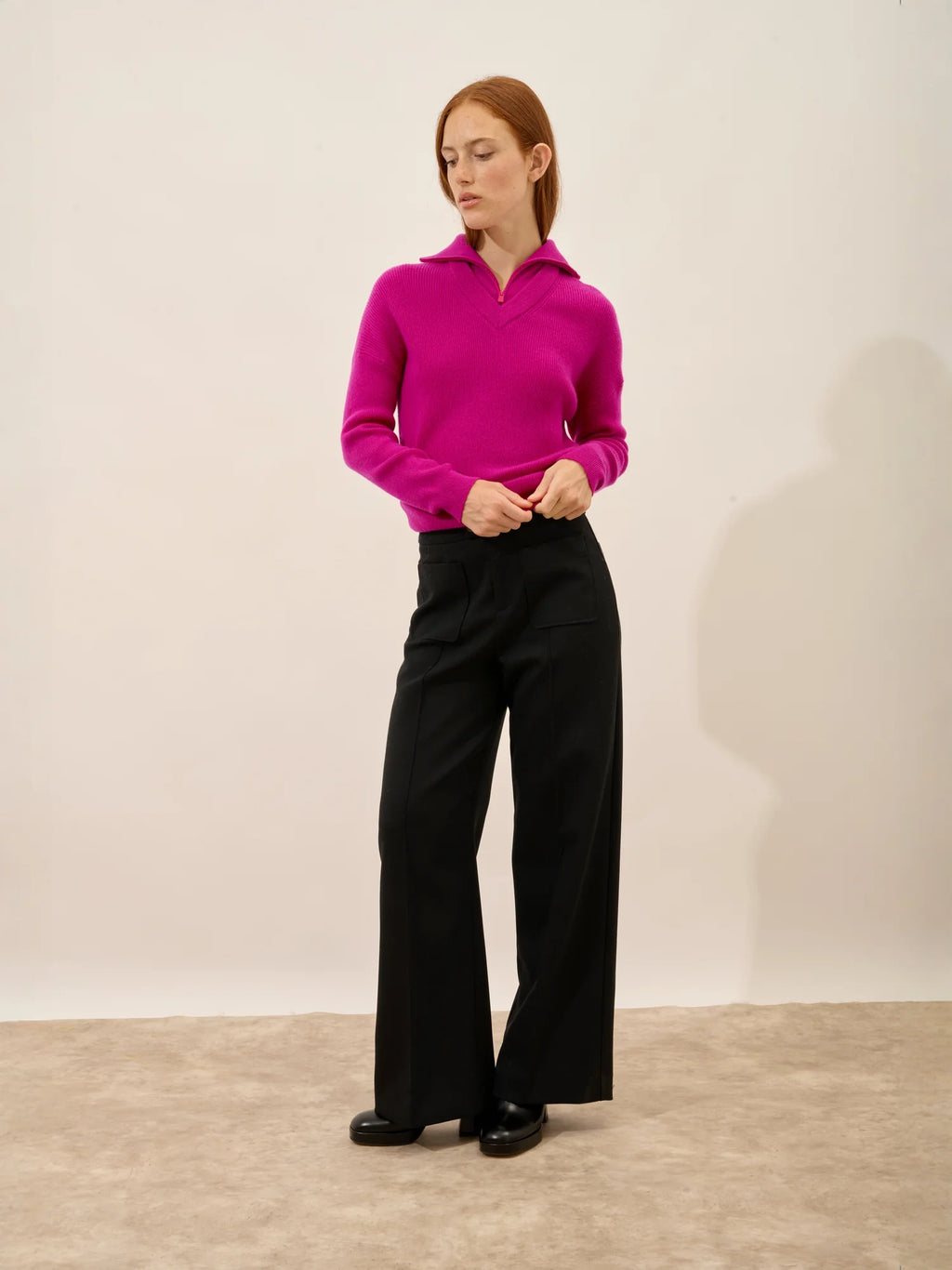FELISIA Sweater Trucker Neck Magenta