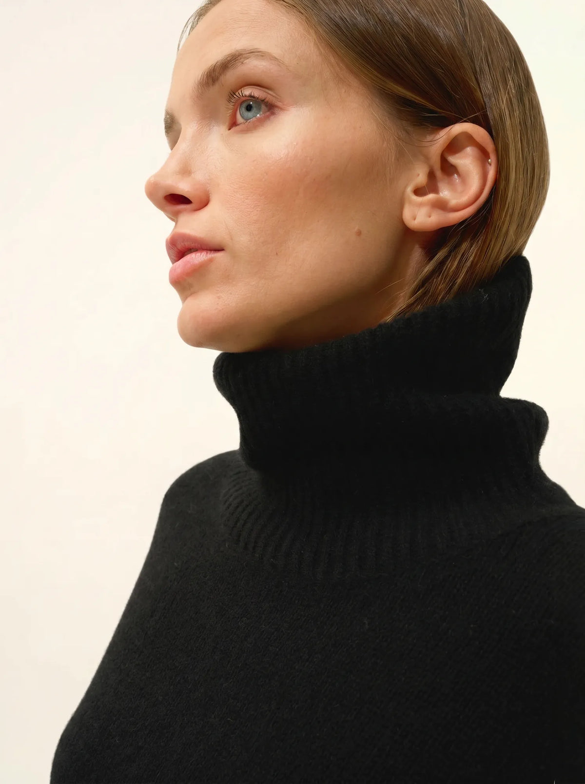 ISERIA Pullover Rollkragen 4-fädig Schwarz