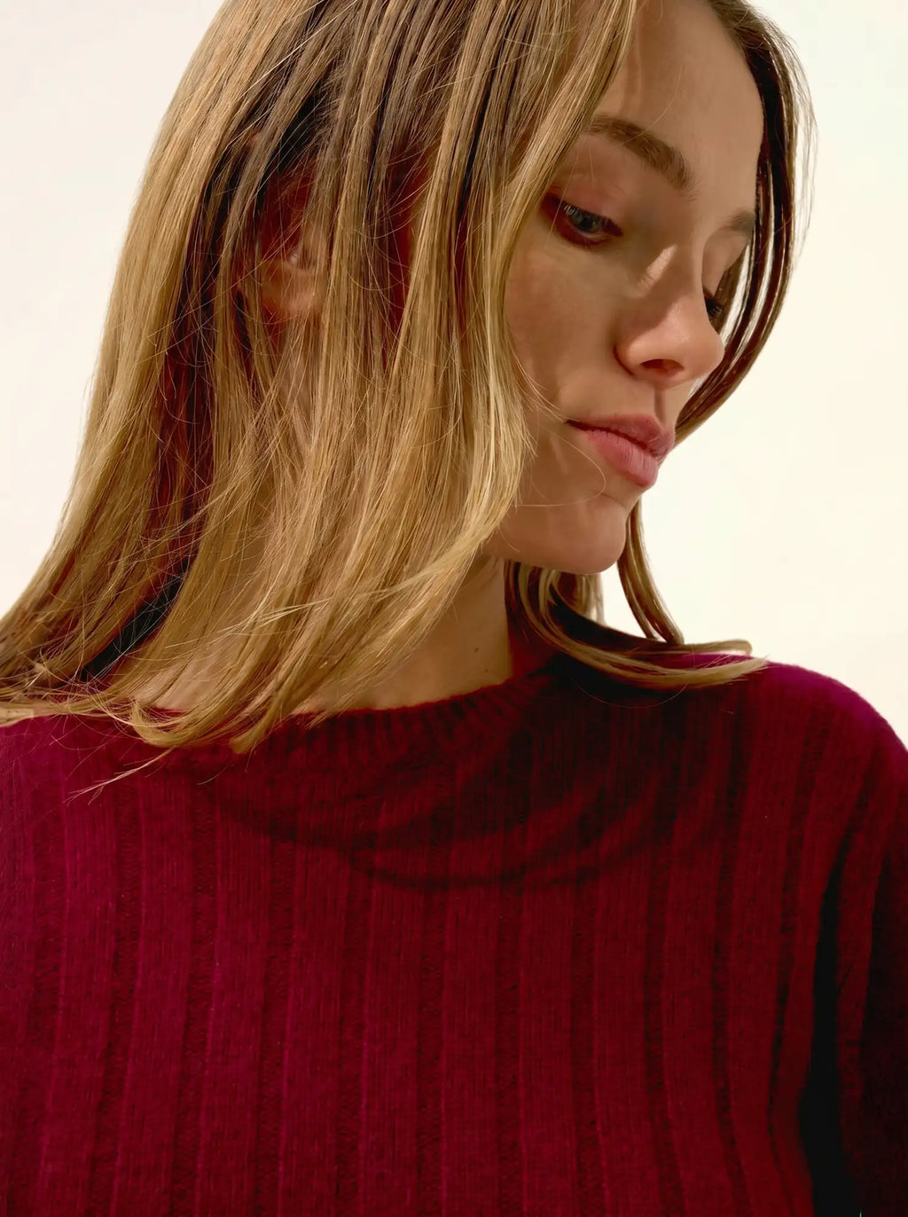 LORANA Pull Col Rond 4 Fils Bordeaux