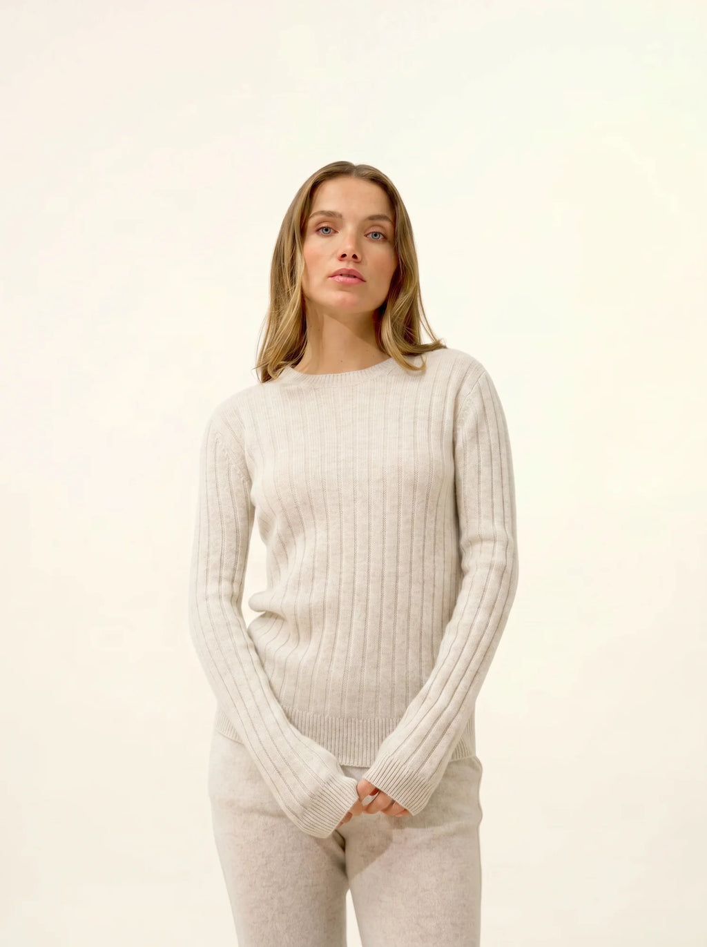 LORANA Sweater Crew Neck 4 Ply Heather Pearl Grey