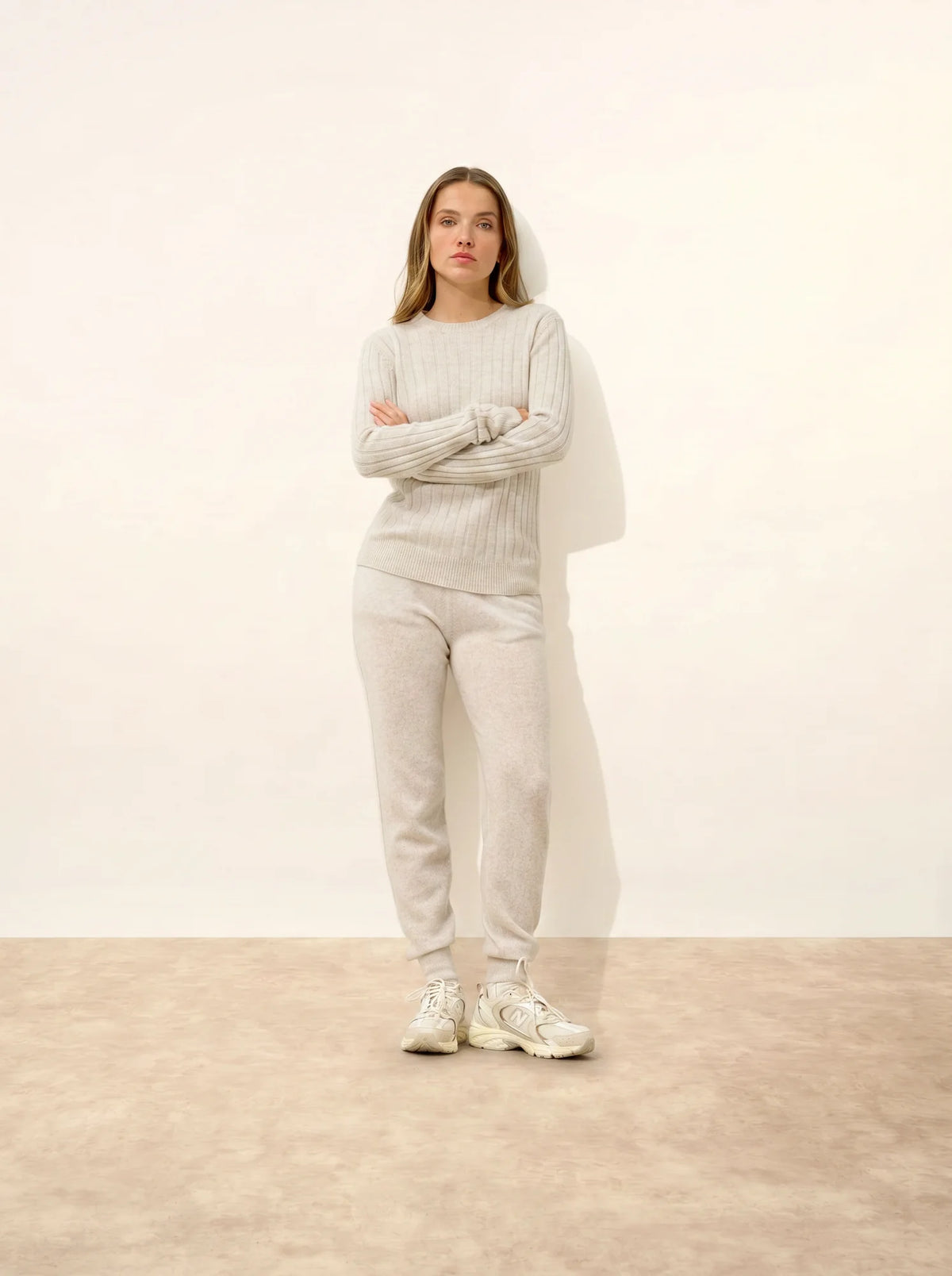 LORANA Sweater Crew Neck 4 Ply Heather Pearl Grey