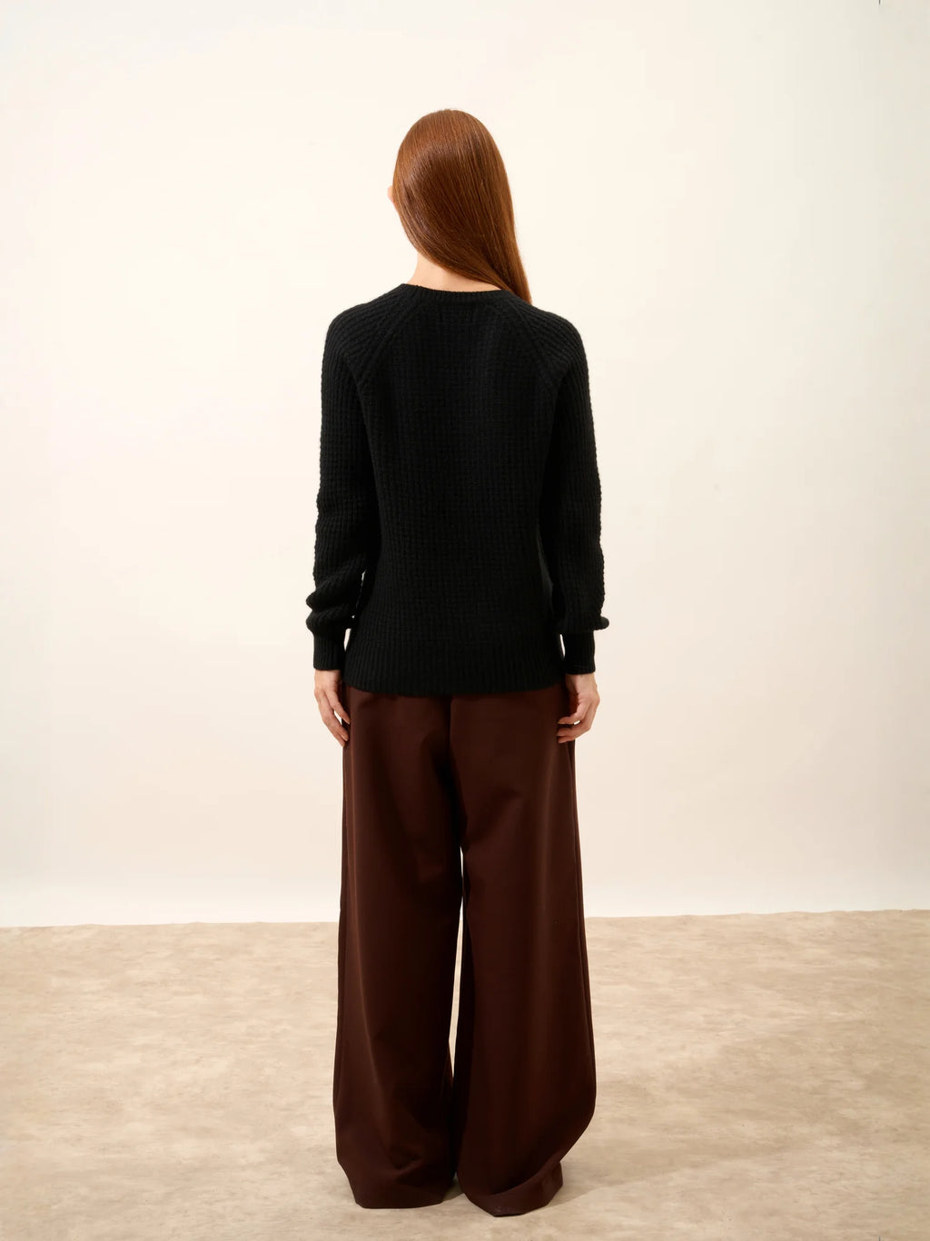 SERENIA Sweater Crew Neck 6 Ply Black