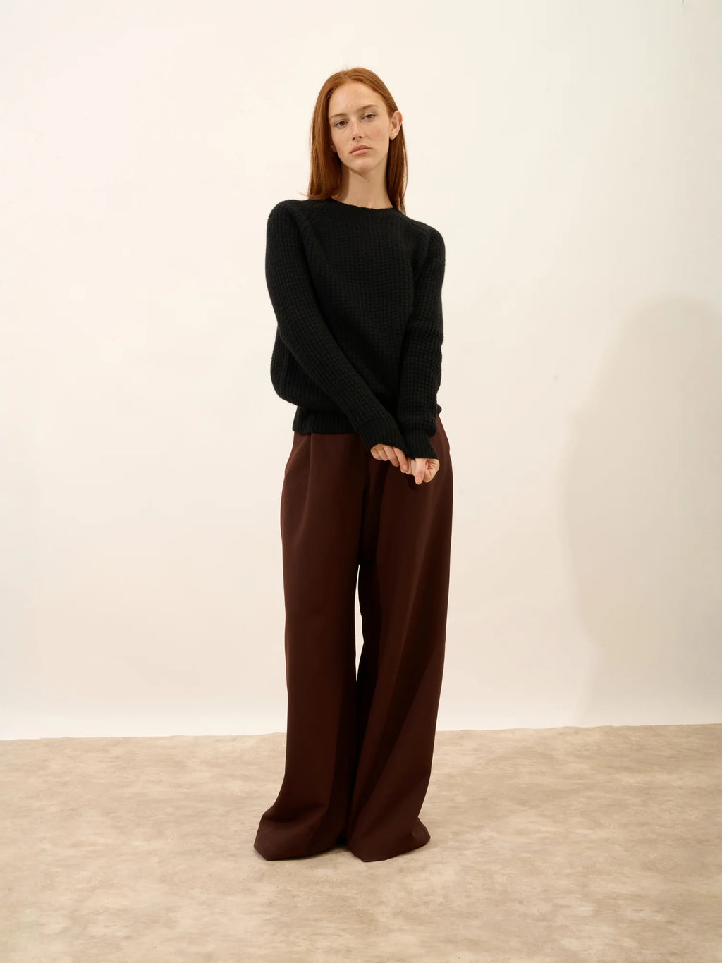 SERENIA Sweater Crew Neck 6 Ply Black