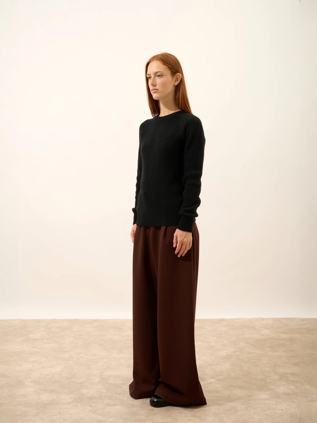 SERENIA Sweater Crew Neck 6 Ply Black