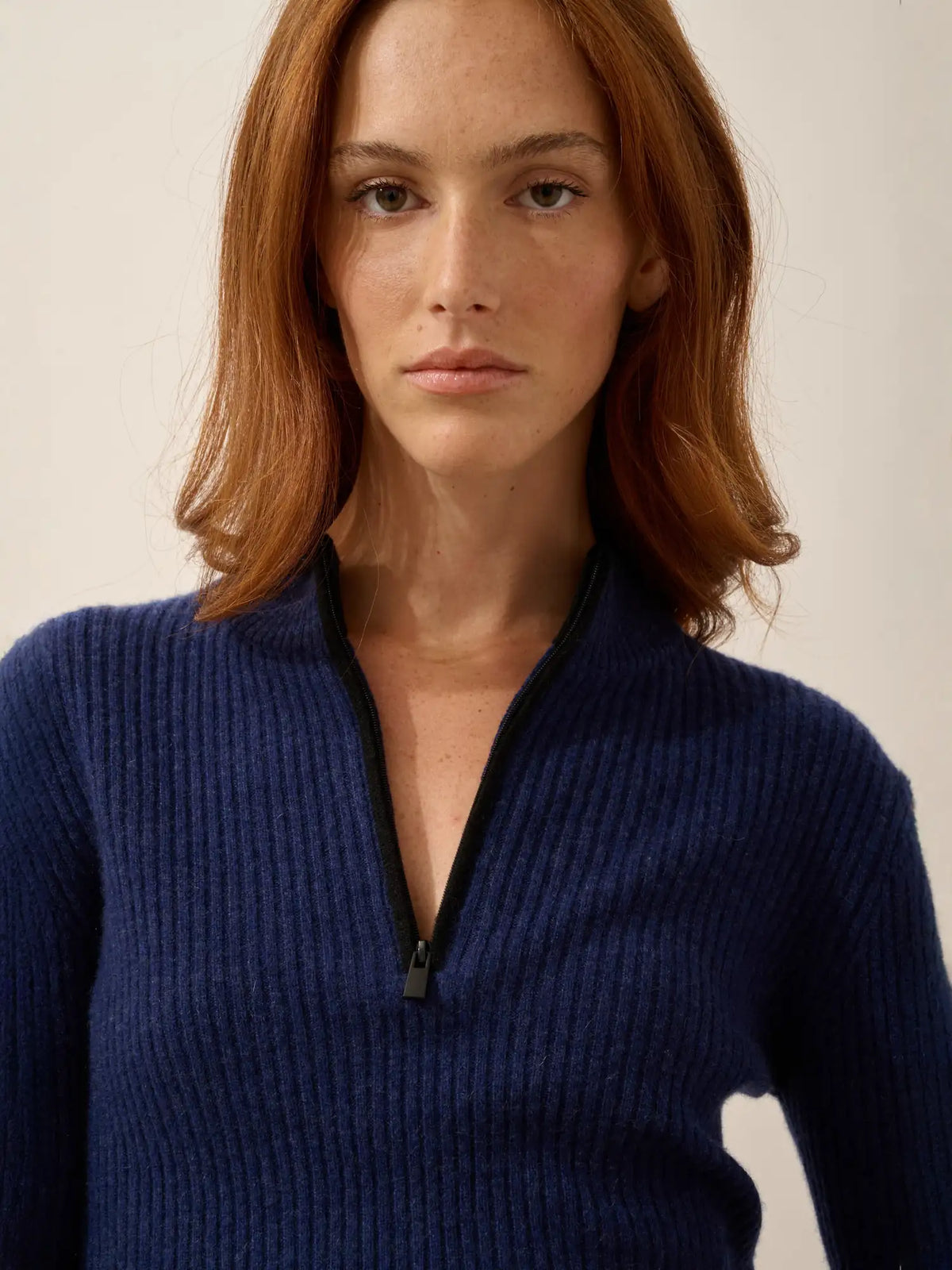 CASSILDA Pull Camionneur Bleu Nuit et Noir