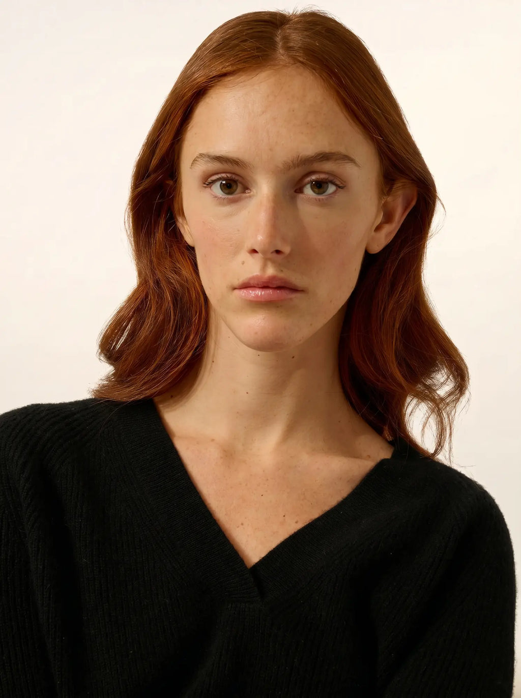 ISALUNE Pullover V-Ausschnitt Schwarz