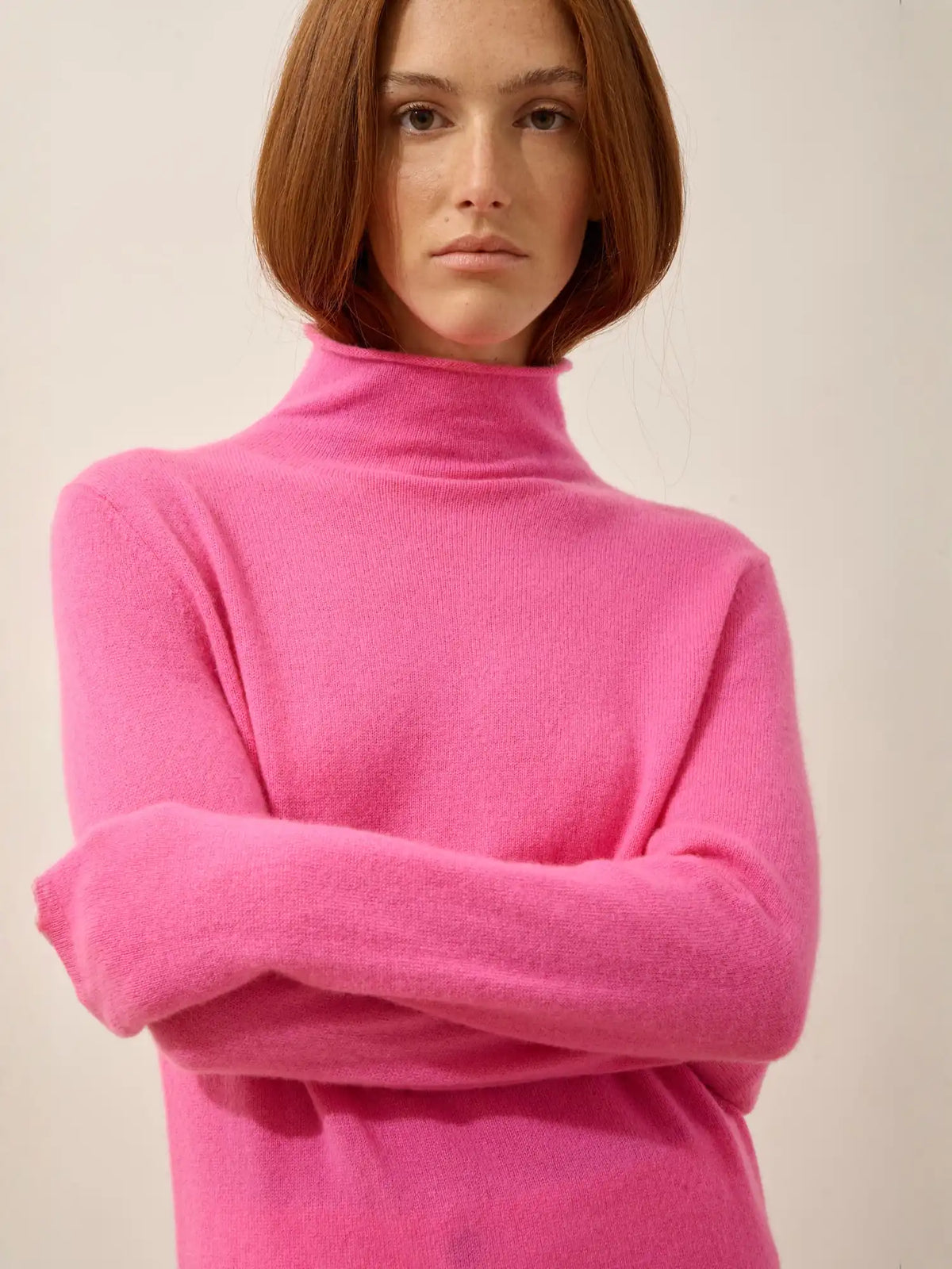 LYSANDRA Sweater Turtleneck Pink