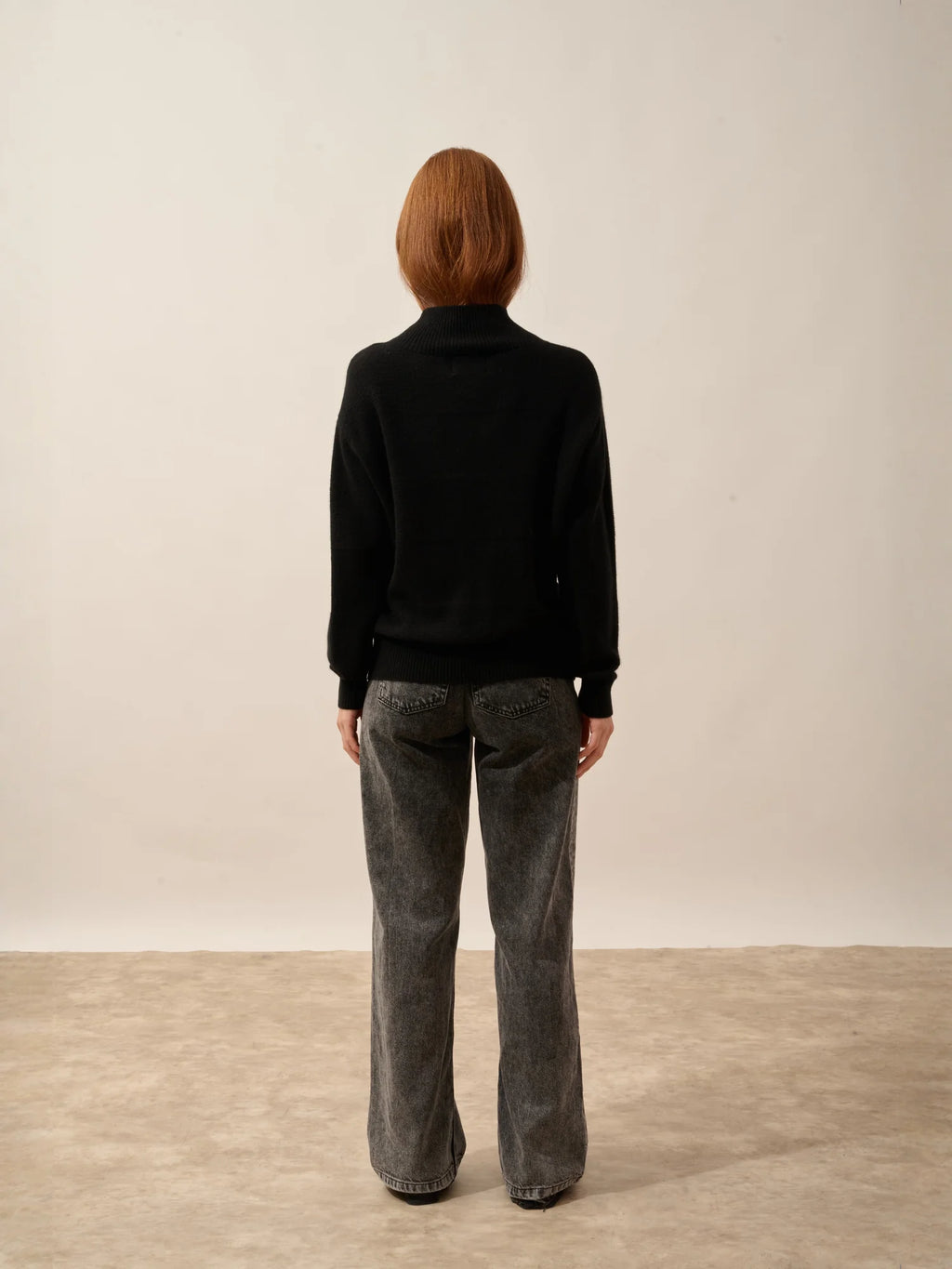 AMBER Pullover Stehkragen Schwarz