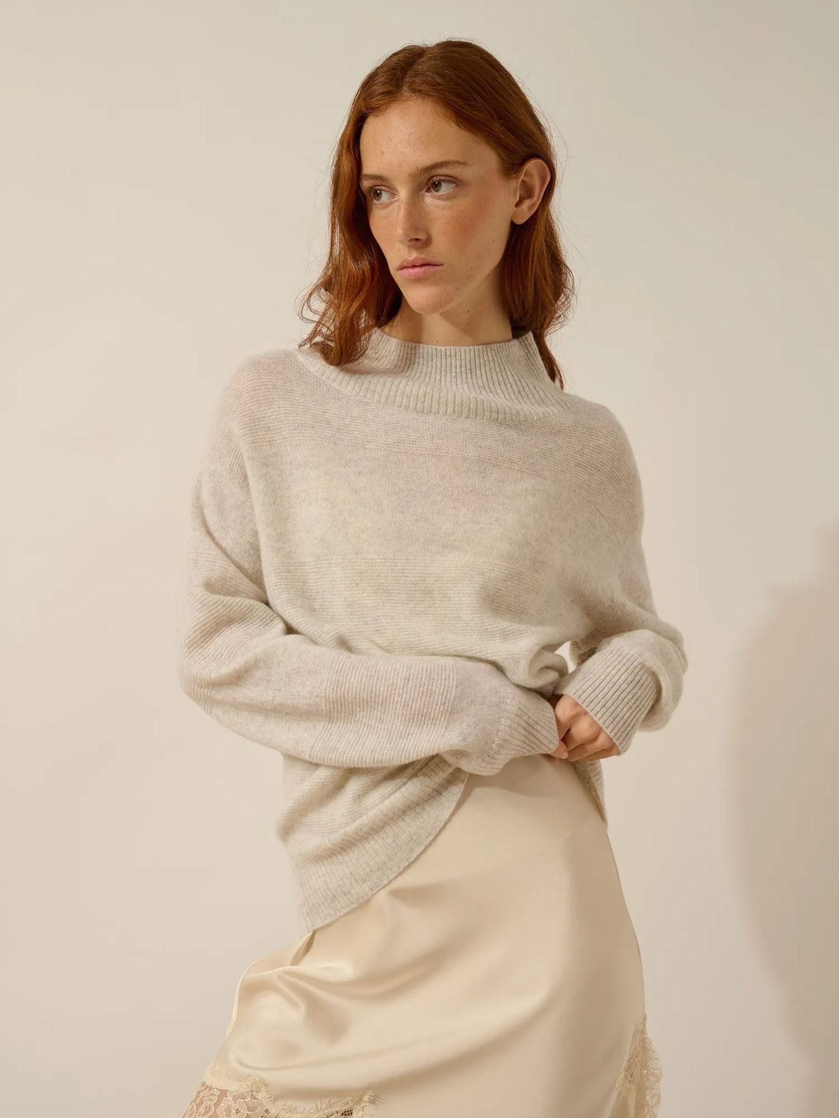 AMBER Pull Col Montant Gris Perle Chiné