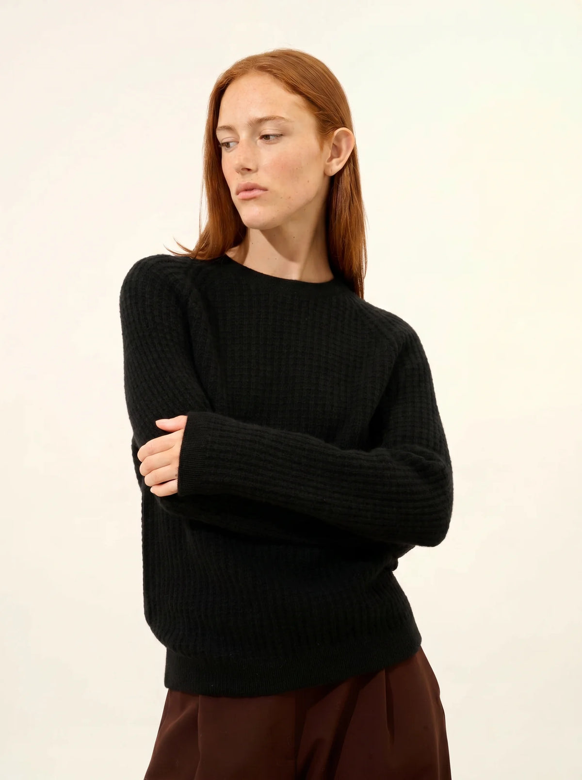 ASTRÉE Pull Col Rond 6 Fils Noir