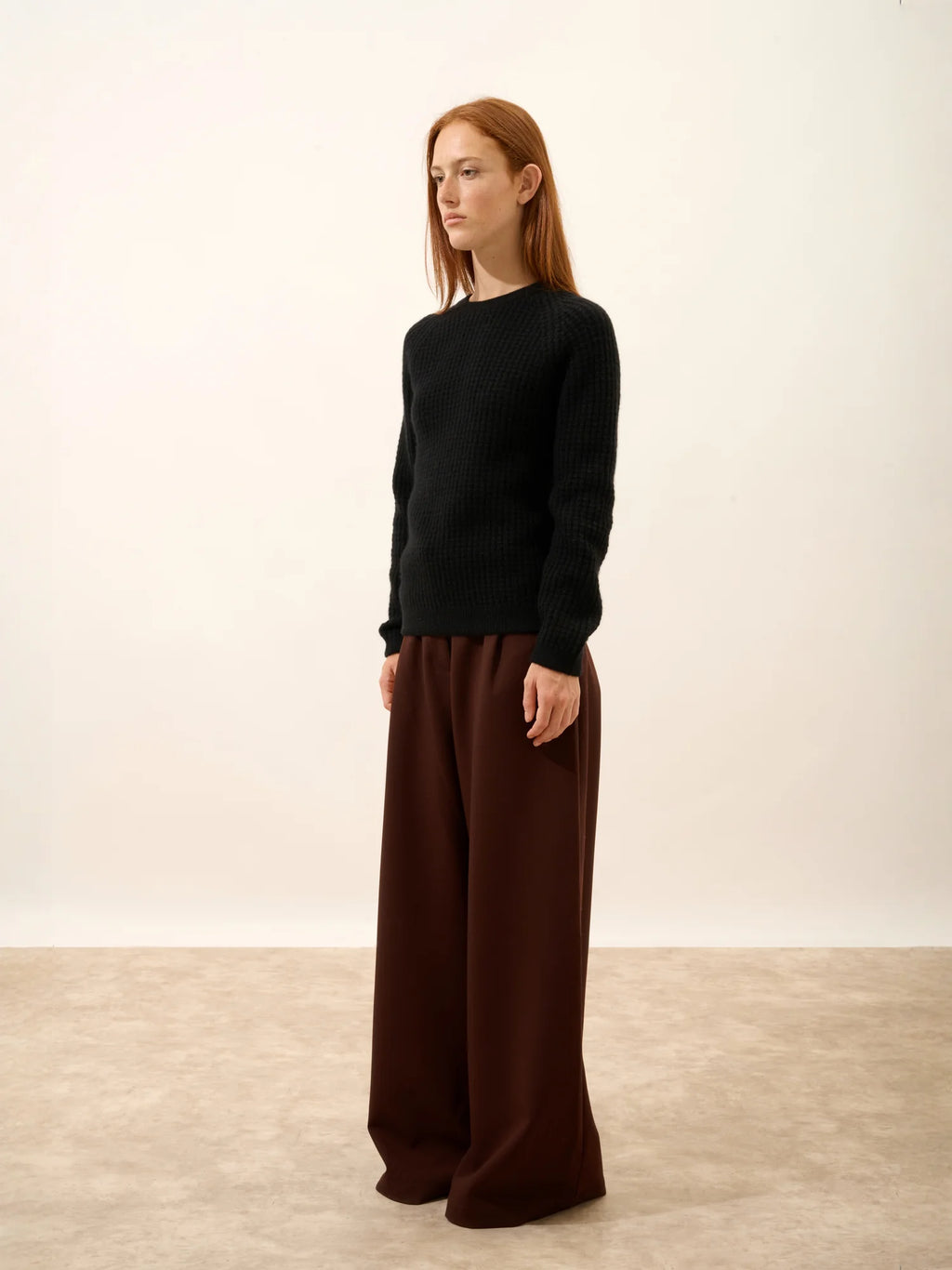 ASTRÉE Pull Col Rond 6 Fils Noir