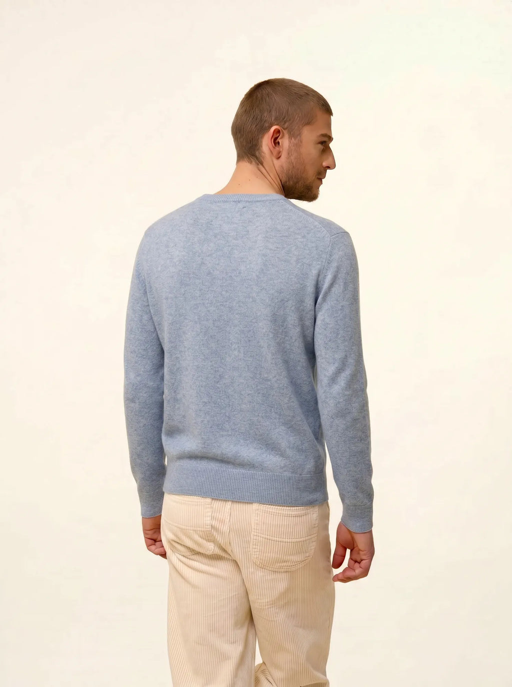 WALT Sweater V-Neck Ivory Blue