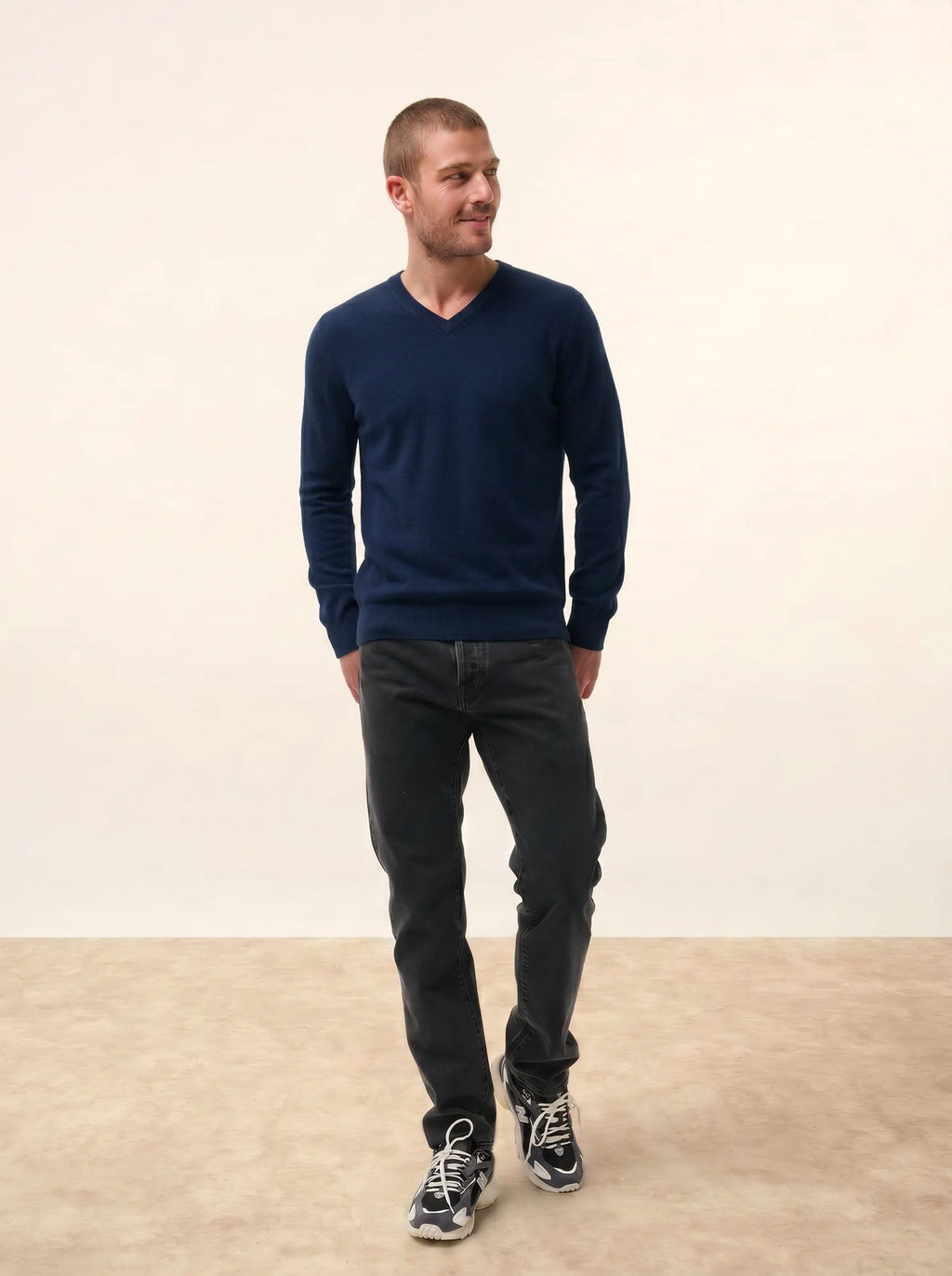 WALT Pullover V-Ausschnitt Mitternachtsblau