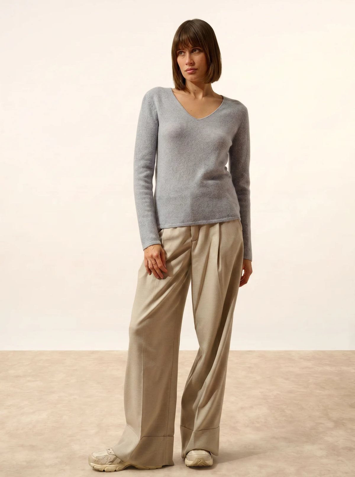 JOAN Pullover V-Ausschnitt Elfenbeinblau