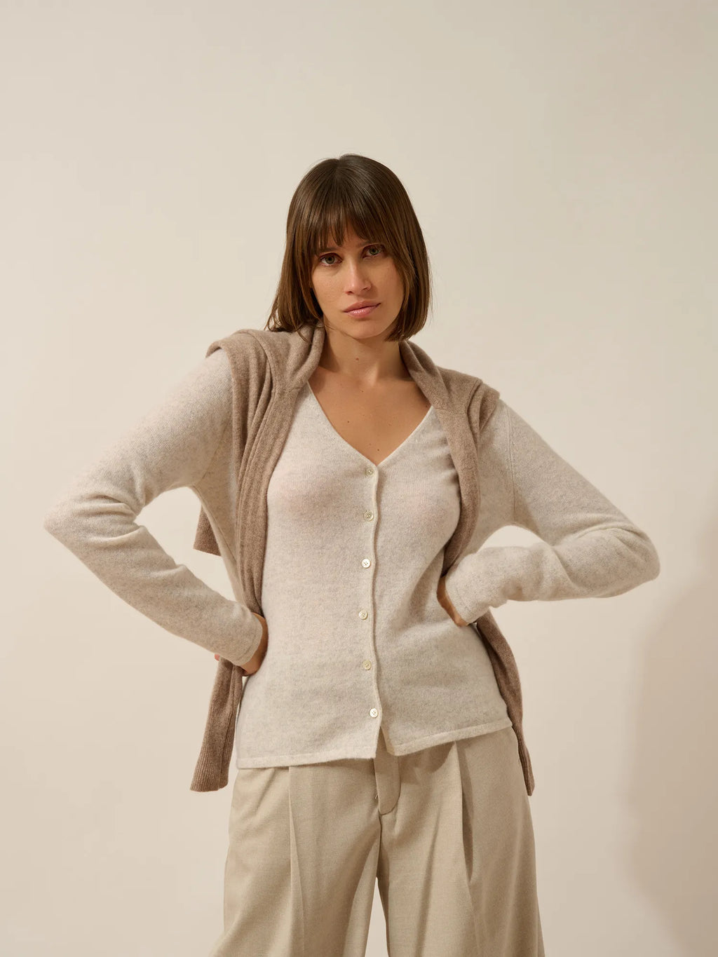 NORMA Cardigan V-Neck Heather Pearl Grey
