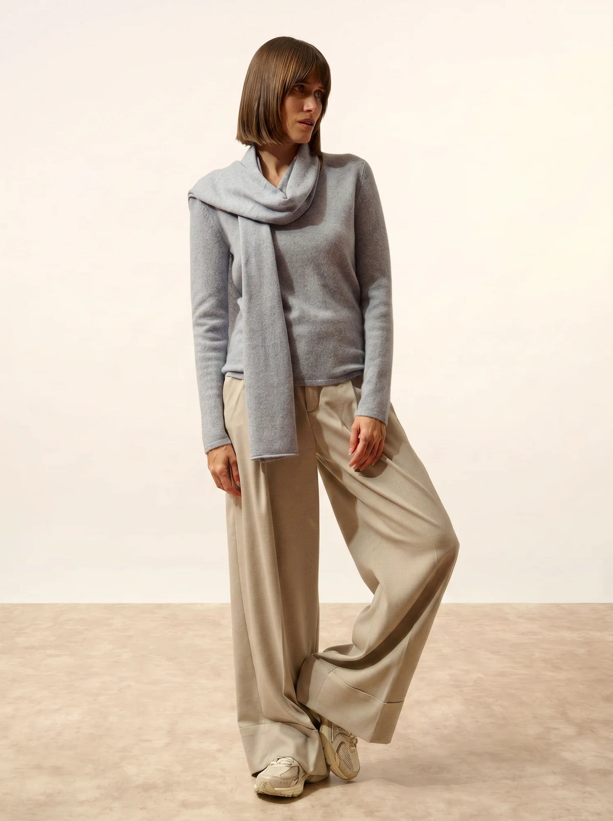 SPENCER Schal Elfenbeinblau