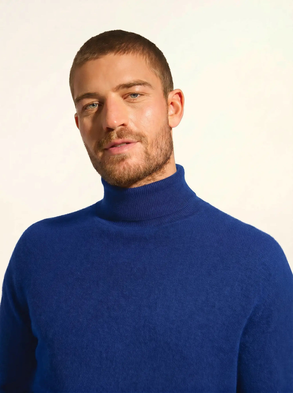 CONNOR Pull Col Roulé Bleu Persan