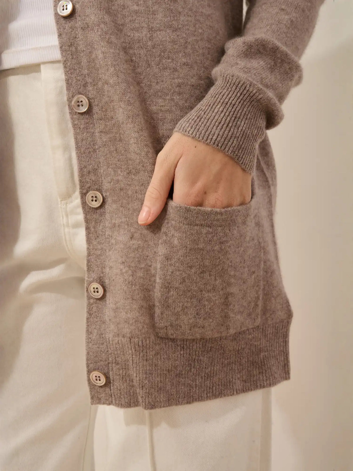 TOMMIE Strickjacke V-Ausschnitt Caribou meliert