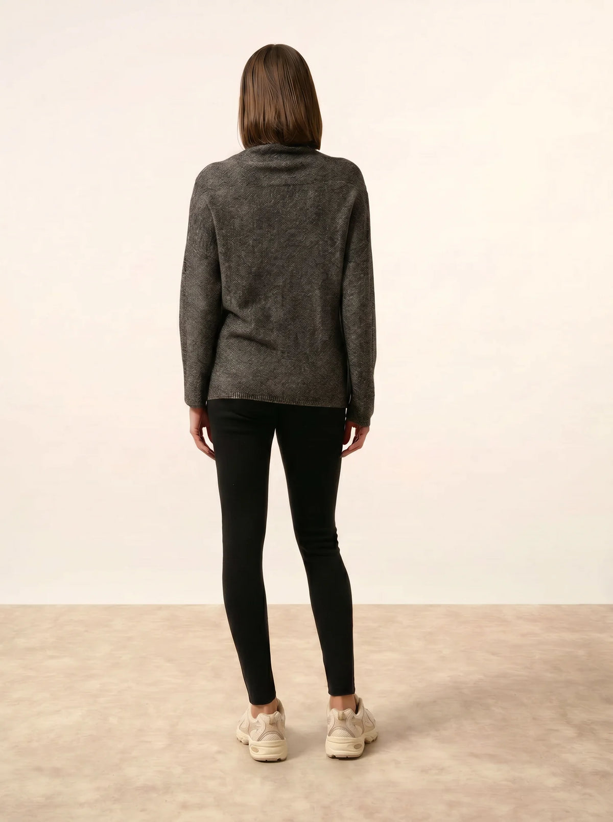BLANTYRE Pull Col Roulé Noir et Blanc