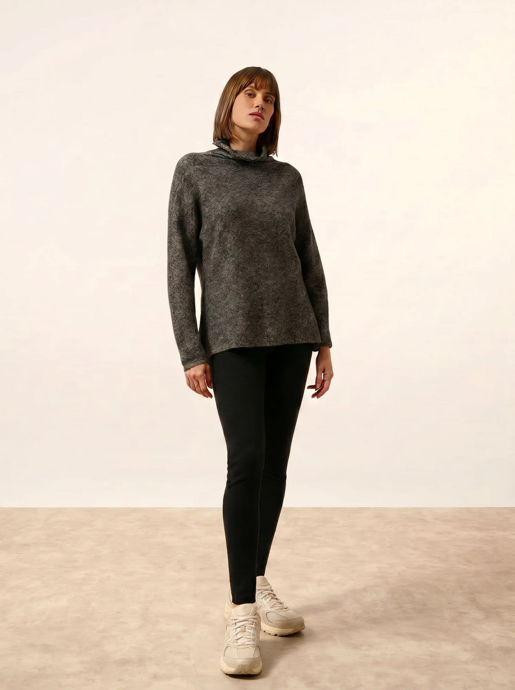 BLANTYRE Pull Col Roulé Noir et Blanc