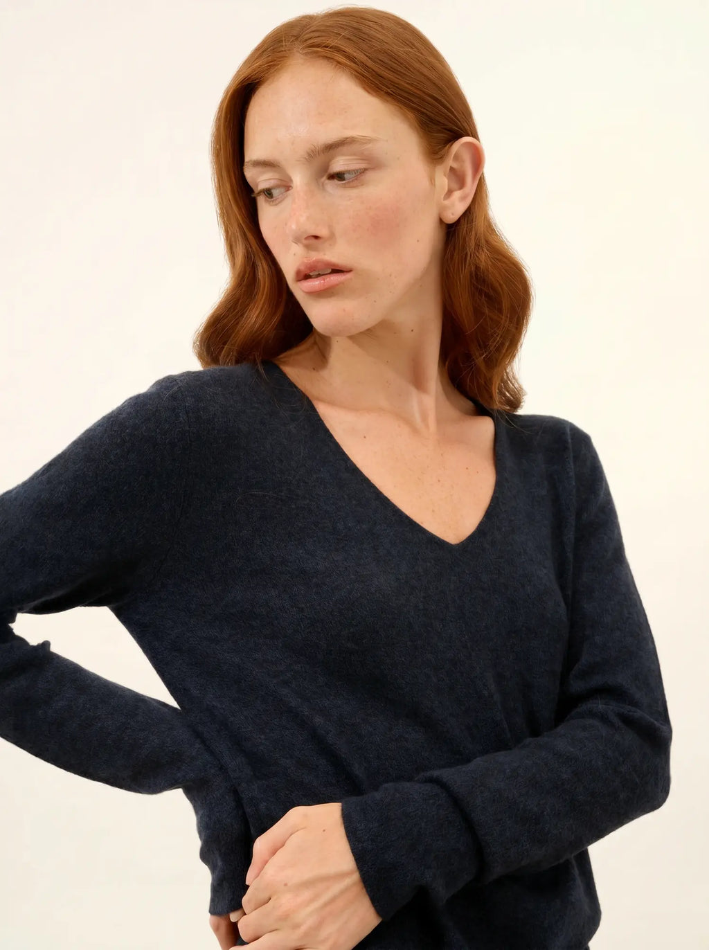 JOAN Pull Col V Caviar