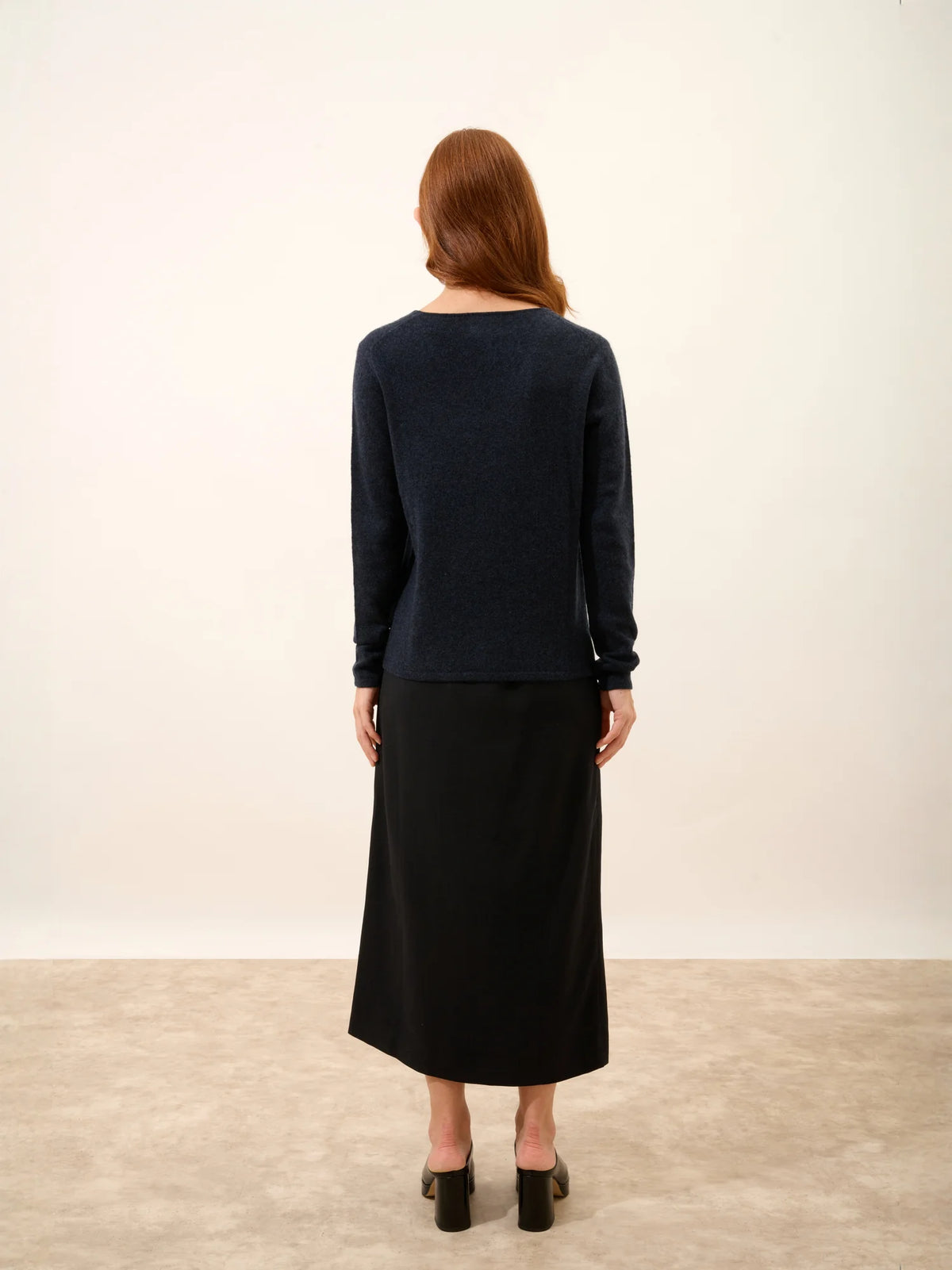 JOAN Pull Col V Caviar