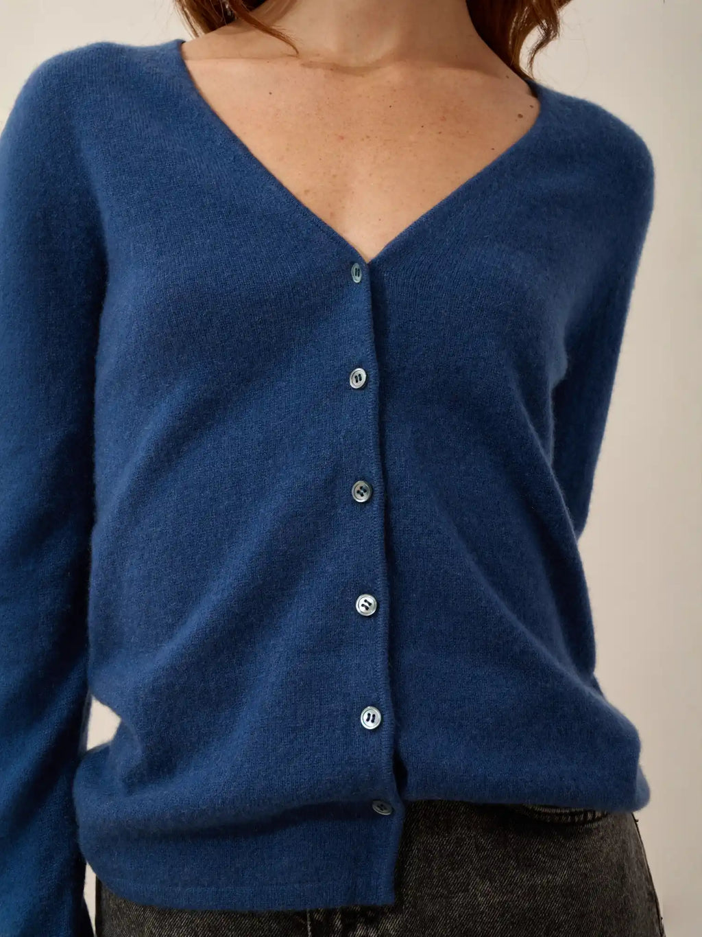 NORMA Strickjacke V-Ausschnitt Preußischblau