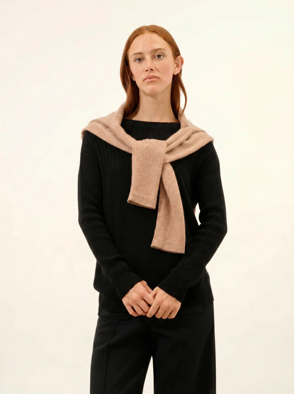 ALVERIS Pull Col Rond Noir