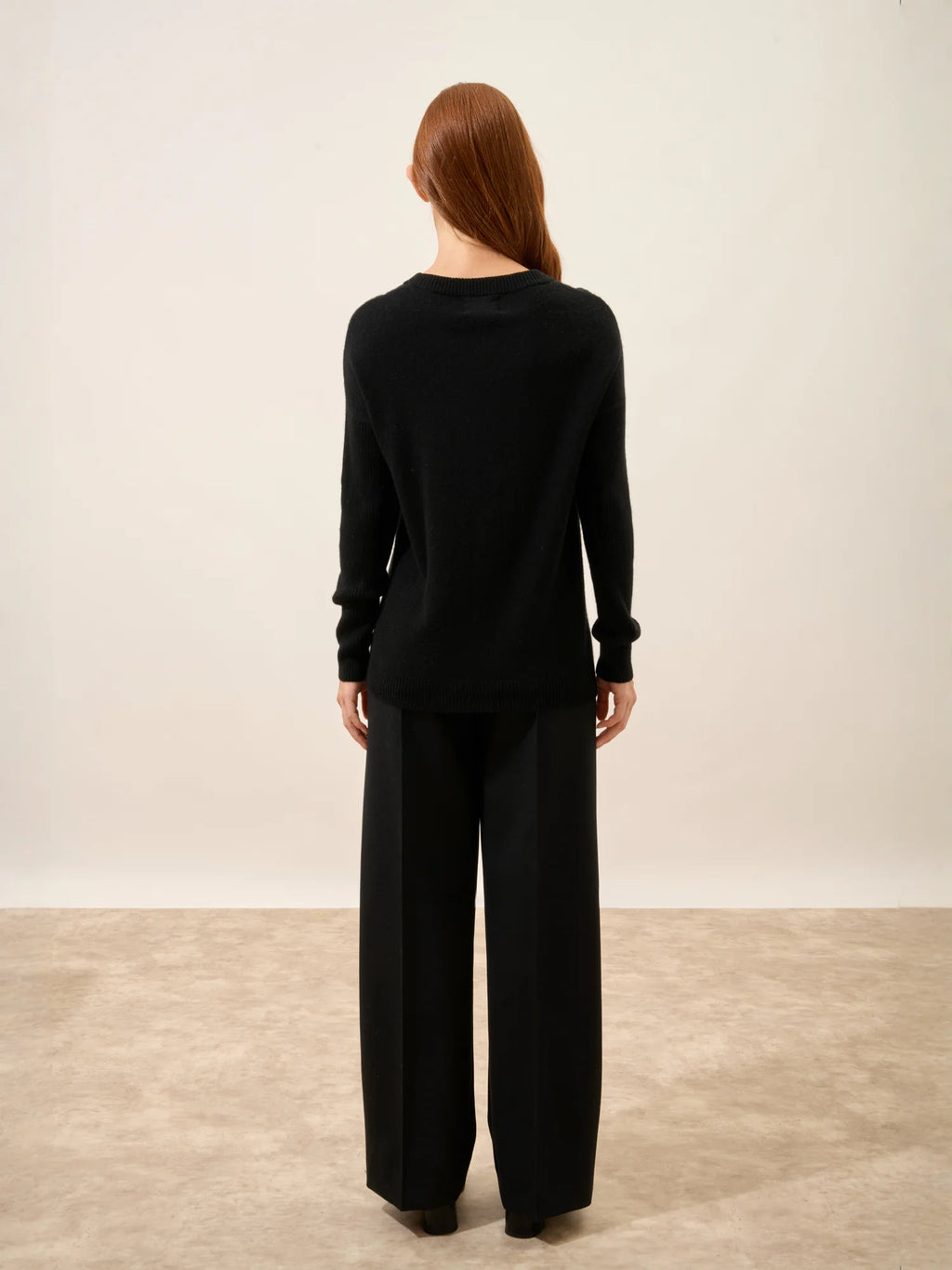 ALVERIS Pull Col Rond Noir