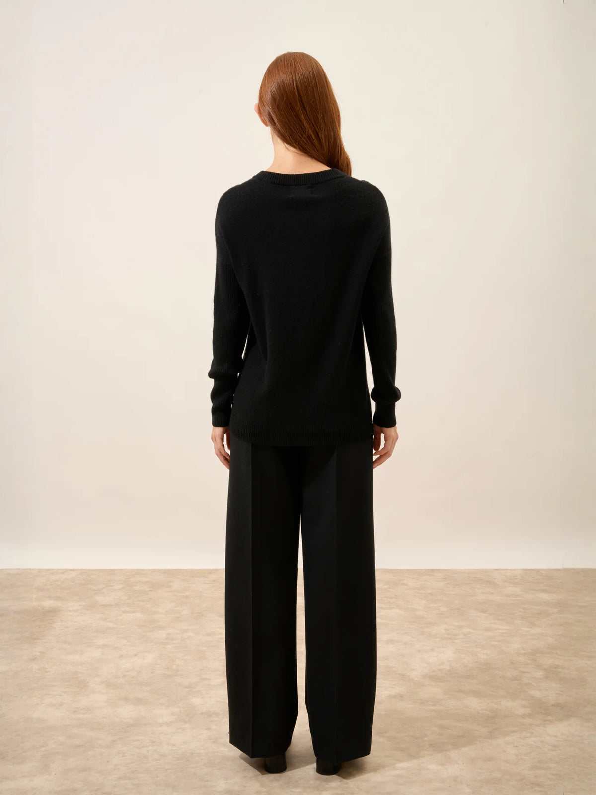 ALVERIS Pull Col Rond Noir